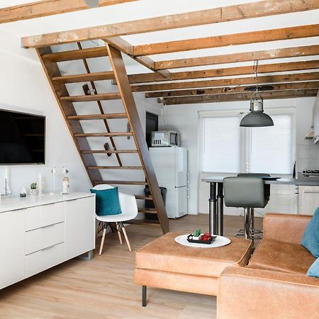 Strandhuis De Zeeparel Met Hottub بيتين المظهر الخارجي الصورة